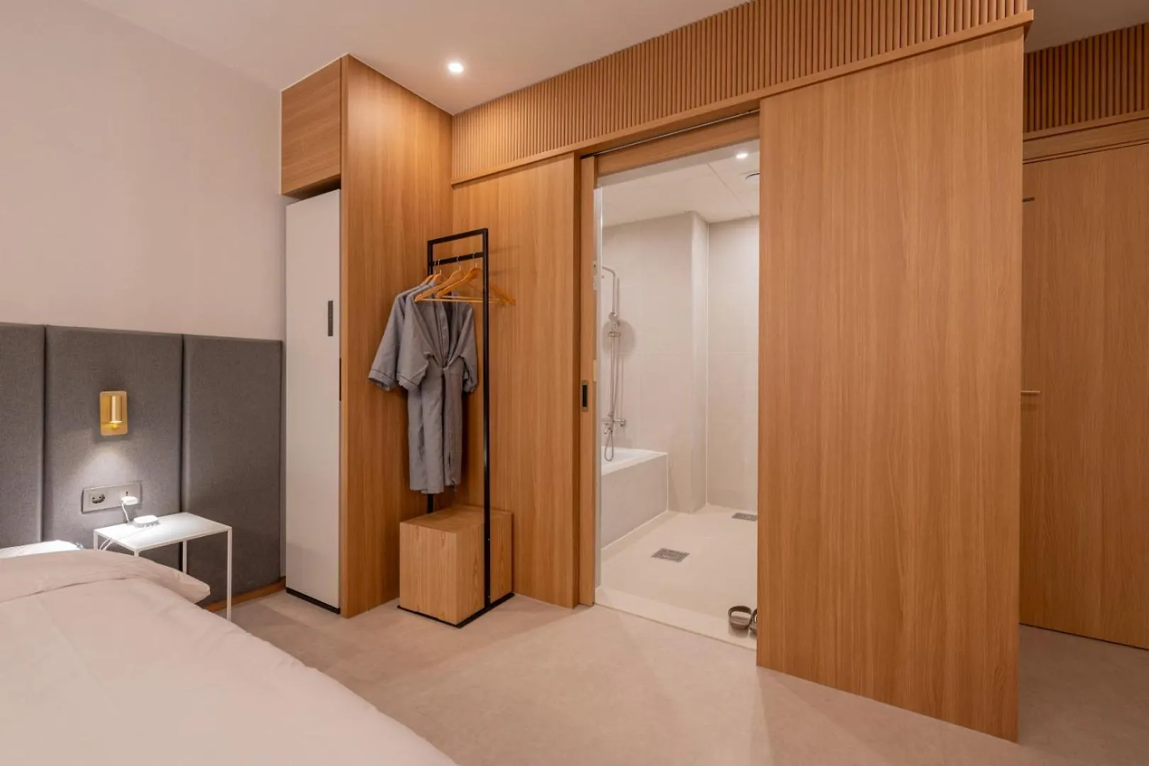 H-Avenue Hotel Munhyeon Pusan