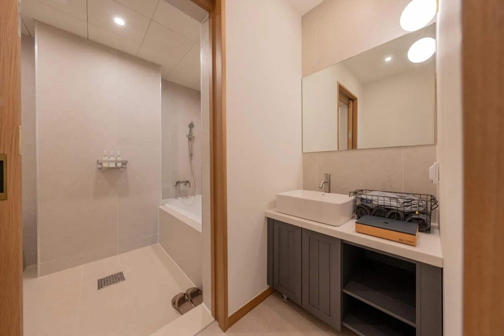 H-Avenue Hotel Munhyeon Pusan