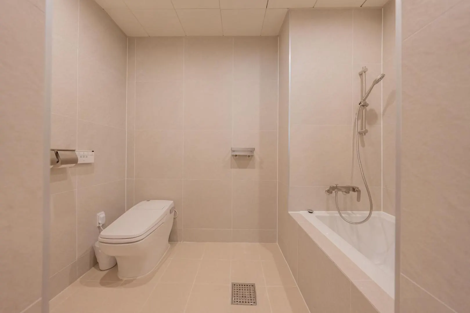 H-Avenue Hotel Munhyeon Pusan 0*,
