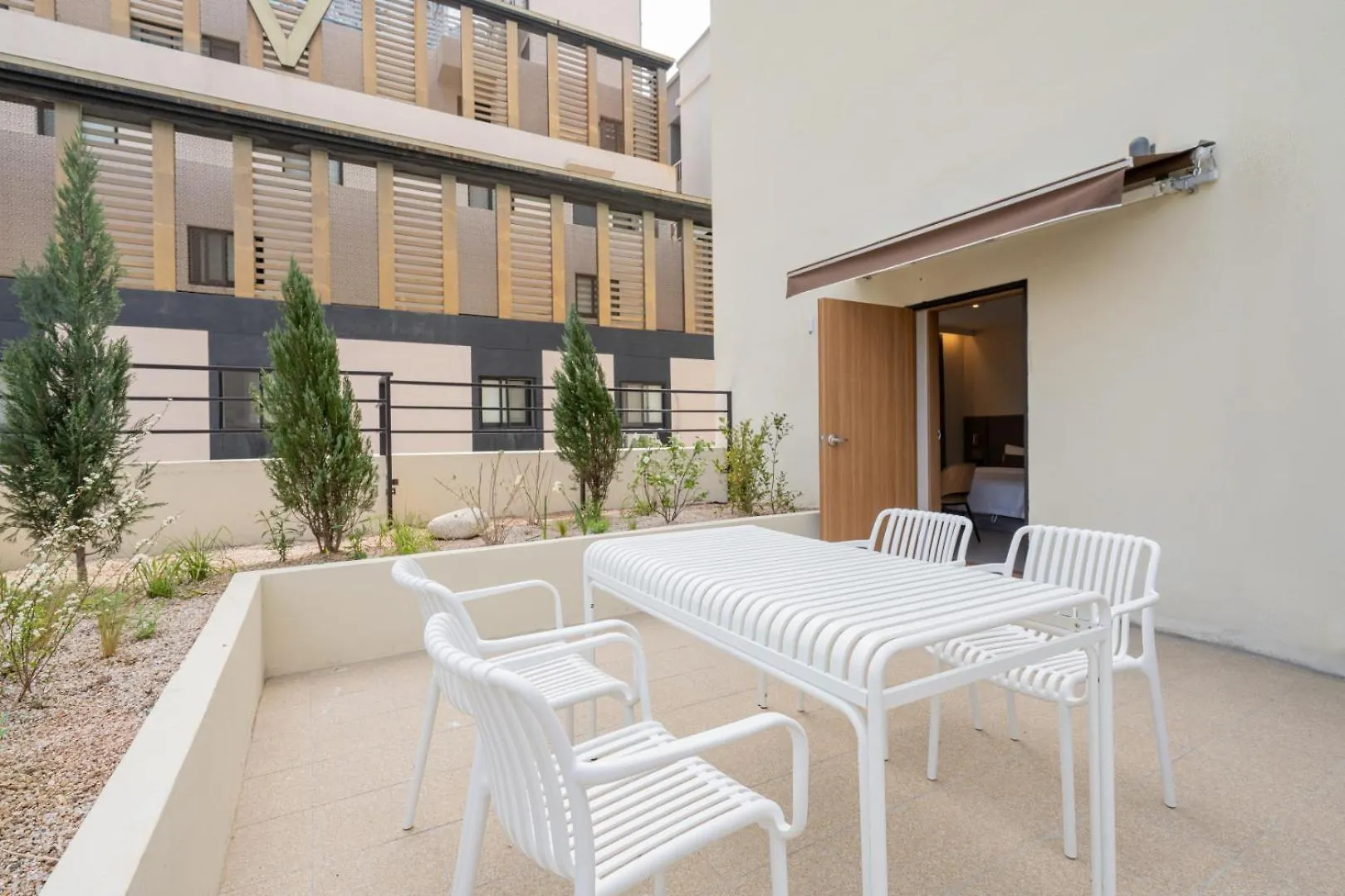 H-Avenue Hotel Munhyeon Pusan