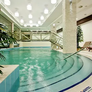 **** Hotel Earth & People & - Free Parking & Swimming Pool Bulgaria